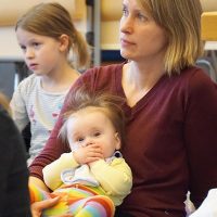 Babys hören klassische Musik