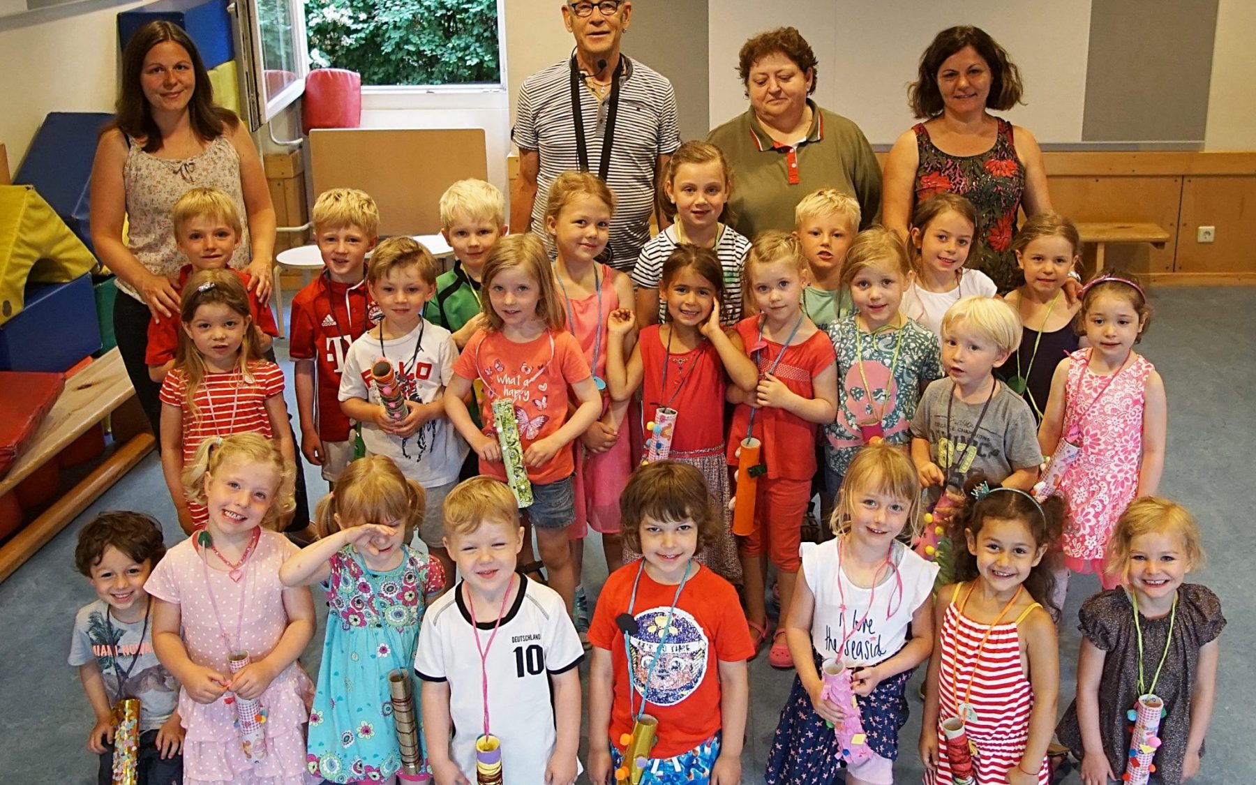 Kinder feiern das Glücklichsein | AWO Region Hannover