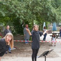 Lieder über Viren und die Langeweile