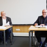 AWO und Gemeinde Uetze unterzeichnen neuen Betreibervertrag für Kita und Familienzentrum in Uetze